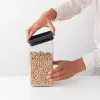 Brabantia Make & Take Prostokątny Pojemnik do Przechowywania Żywności 1,6 l Ciemnoszary