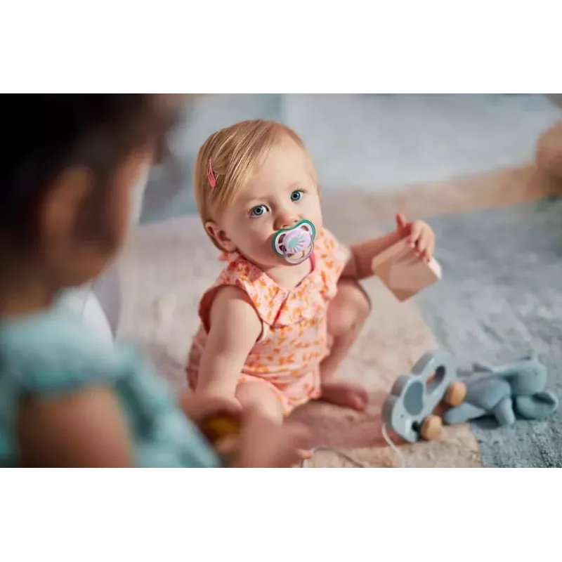 Smoczek Philips Avent Ultra Air Deco 0-6 miesięcy, dla dziewczynek, 1 sztuka