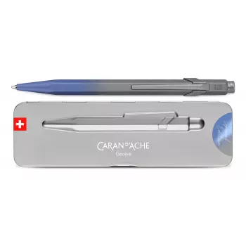 Caran d'Ache 849 Długopis Storm Blue Claim Your Style 5. edycja Niebieski tusz średni NM849.589