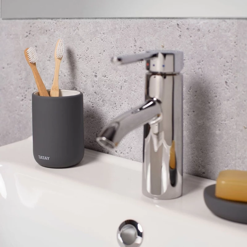 Uchwyt na szczoteczki do zębów TATAY Tube, ceramiczny, antracytowy szary, pojemność 4 szczoteczek