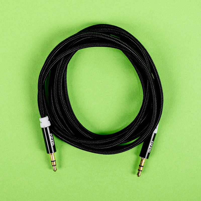 Kabel AUX 3,5 mm Gizzu 2 m – czarny