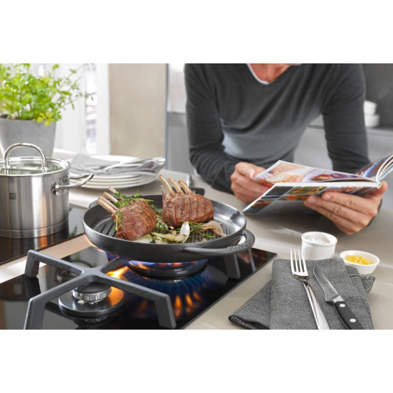 STAUB okrągła żeliwna patelnia grillowa z dwoma uchwytami 40509-522-0 - grafitowy 26 cm