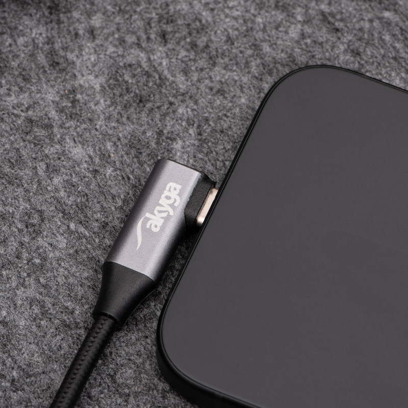 Kabel USB-C – Lightning w oplocie z wtykiem kątowym Akyga AK-USB-56, USB 2.0, 30 W, 1 m, czarny