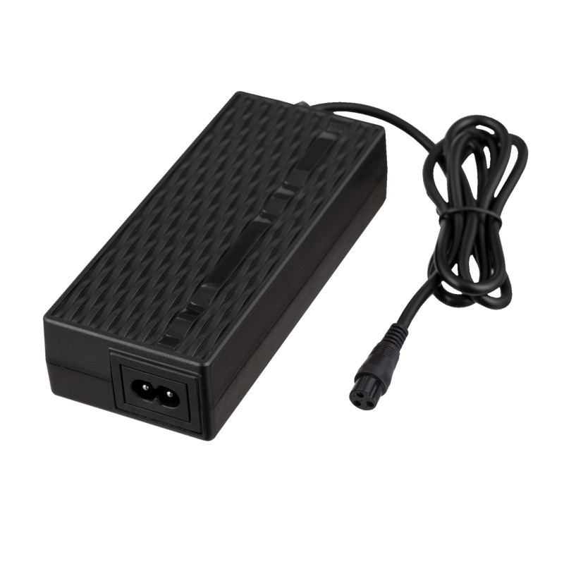Ładowarka do roweru elektrycznego Akyga AK-EV-05 do akumulatorów 48 V, 54,6 V / 2 A, 110 W, gniazdo GX16 12 mm, 1 m
