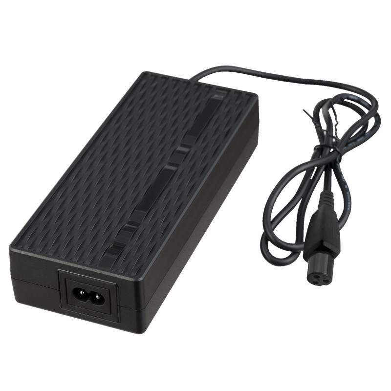 Akyga AK-EV-11 Ładowarka do hulajnóg elektrycznych 36 V, 42 V / 2 A 84 W, GX12 3-pin 9 mm, 1 m