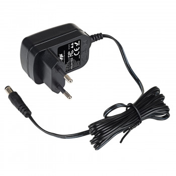 Akyga AK-TB-08 Uniwersalny zasilacz 5 V / 1 A 5 W, DC 5,5 x 2,1 mm, 1,4 m, Czarny