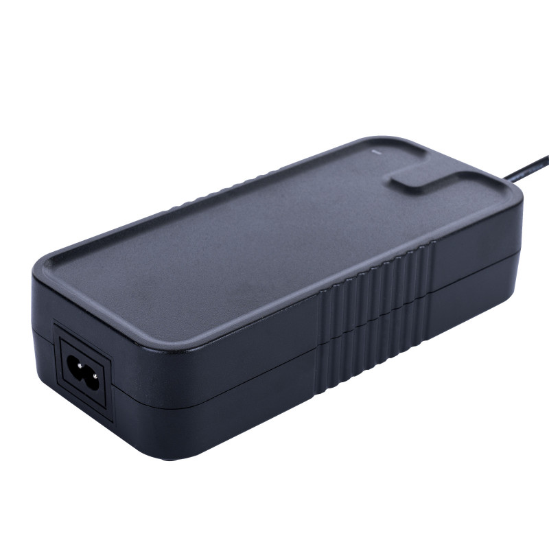 Akyga AK-EV-13 Ładowarka do rowerów elektrycznych 36 V, 42 V / 4 A 168 W, XLR 3-pin (M), 1 m