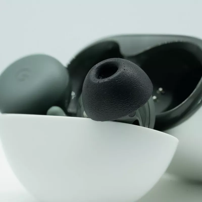 Comply nakładki douszne do Google Pixel Buds i Pixel Buds A-Series, rozmiar średni (M)