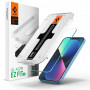 Spigen GLAS.tR EZ Fit szkło hartowane do Apple iPhone 13 / 13 Pro / 14 / 16e / 17e, przezroczyste