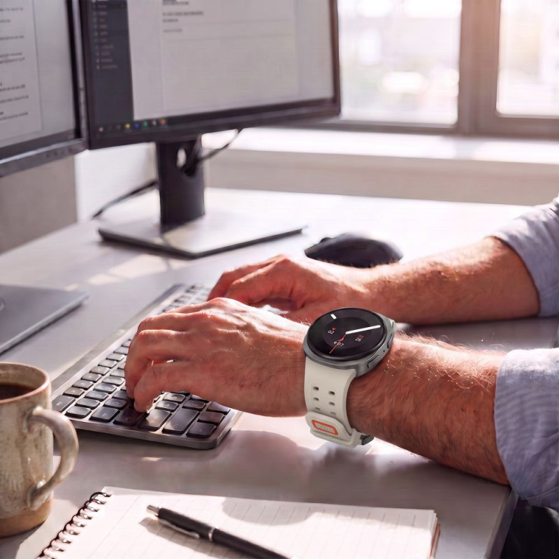 Tech-Protect pasek silikonowy Air do Samsung Galaxy Watch 8 / 9 / Classic 40 / 44 / 46 mm, Starlight