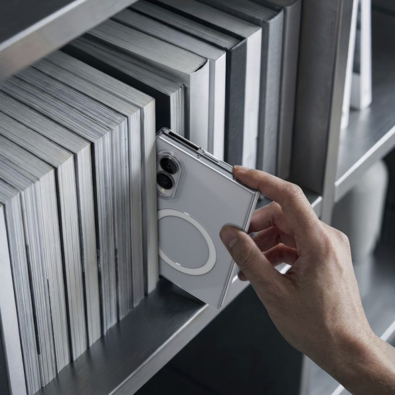 Etui Spigen AirSkin MagSafe do Samsung Galaxy Z Fold 8, przezroczyste/białe