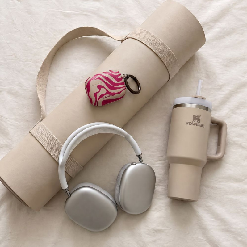 Etui Tech-Protect Lamano dla Apple AirPods Pro 3 z karabińczykiem, Flamingo Bloom (różowy i beżowy)