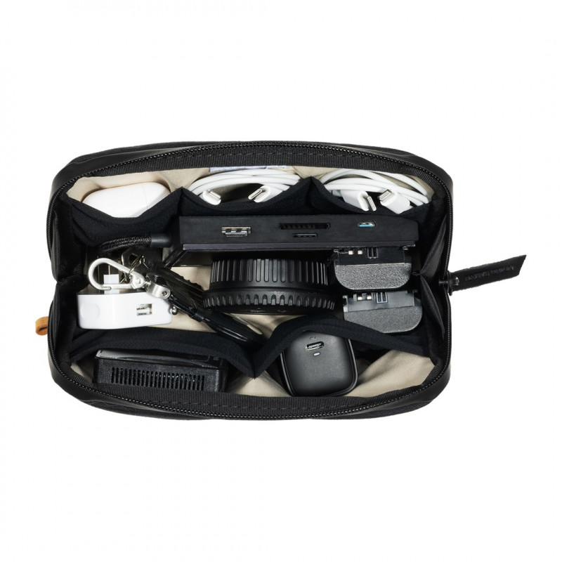 Native Union W.F.A Stow Lite organizer do akcesoriów mobilnych, czarny