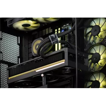 Actina iCUE 9800X3D/64B/2TB/RTX5090/1000W Gaming PC AMD Ryzen 7 9800X3D 64 GB DDR5-SDRAM 2 TB SSD NVIDIA GeForce RTX 5090 Midi Tower Czarny