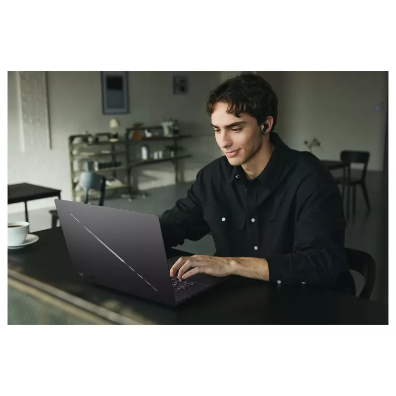 ASUS ROG Zephyrus G16 GU606AP-TB042W Laptop gamingowy, 16 cali 2.5K OLED 240Hz, Intel Core Ultra 9 185H, NVIDIA GeForce RTX 5070 8GB, 32GB RAM, 1TB SSD, Windows 11 Home
