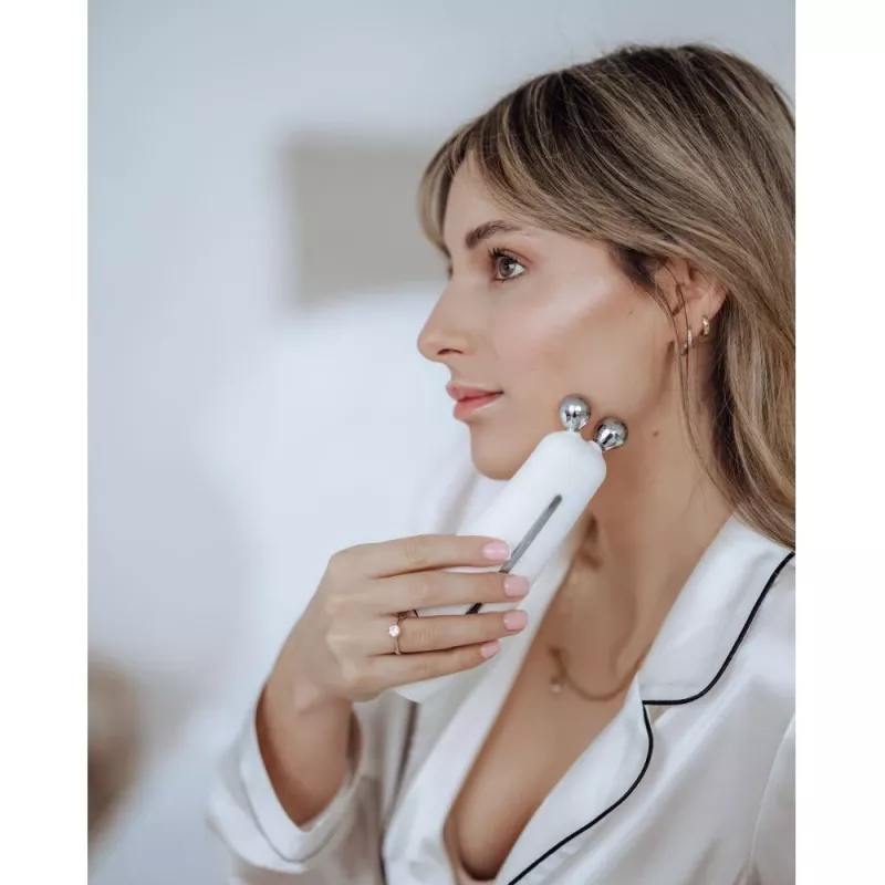 Beautifly B-Booster PRO Urządzenie do liftingu twarzy