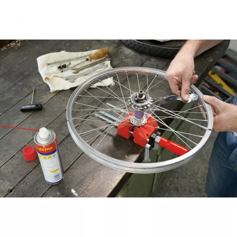 BESSEY S10-ST Mini imadło śrubowe S 10, czerwone, szerokość mocowania 100 mm, głębokość gardzieli 50 mm, z 2 zaciskami stołowymi