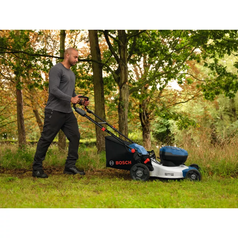BOSCH POWERTOOLS Akumulatorowa Kosiarka GRA 18V2-46SP Professional, 36V (2x18V), Niebieska, 2x 5,5 Ah Akumulator Li-Ion, Ładowarka