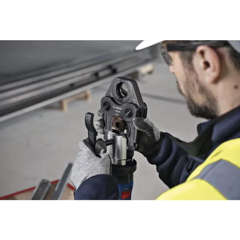 Bosch Professional GPT 18V-32 Akumulatorowe Narzędzie do Zaciskania, Wersja Solo, Zestaw TH, 18V, Niebieski, bez Akumulatora i Ładowarki, 3 Standardowe Szczęki Zaciskowe TH, w L-BOXX
