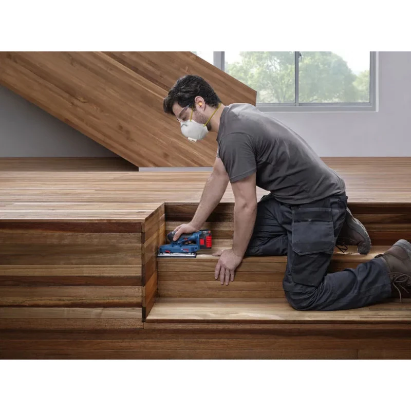 Bosch Professional GSS 18V-18 Akumulatorowa Szlifierka Oscylacyjna Solo, 18V, Niebieski/Czarny, Bez Akumulatora