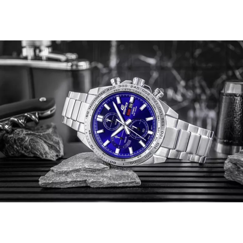 CASIO Edifice EFR-574D-2AVUEF Męski Zegarek Analogowy Kwarcowy, 42,3 mm, Niebieska Tarcza, Bransoleta ze Stali Nierdzewnej
