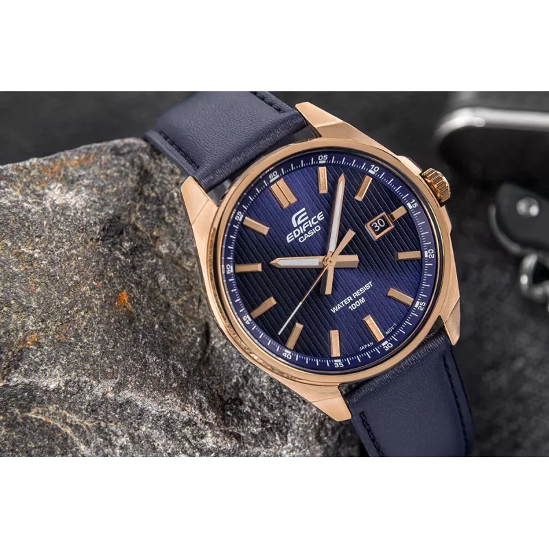 Casio Edifice EFV-150CL-2AVUEF Męski zegarek z niebieską tarczą i brązowym skórzanym paskiem