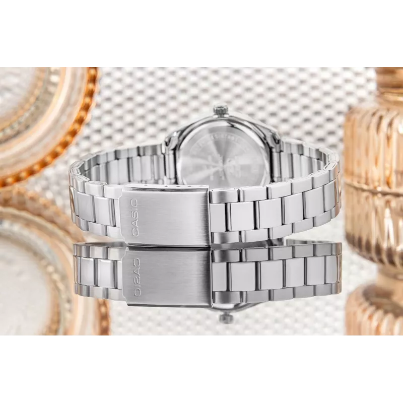CASIO LTP1302PD7A1V Unisex Analogowy Zegarek Kwarcowy, Srebrna Stal Nierdzewna, 34.5 x 30.2 x 8.7 mm