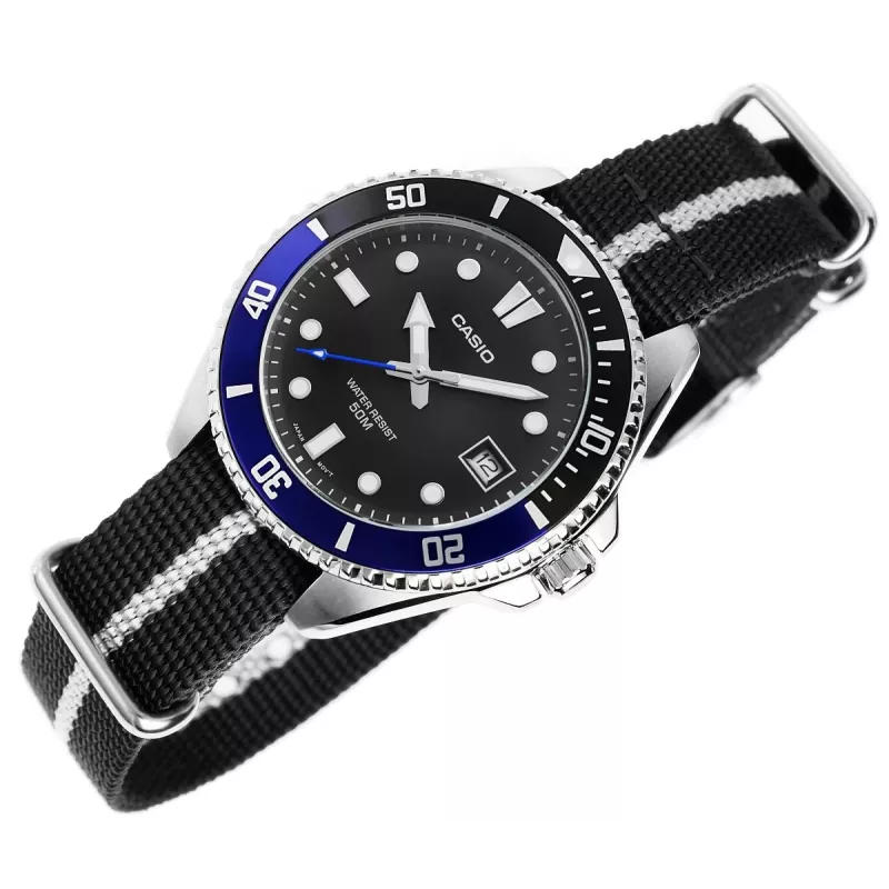 Casio MDV-10C-1A2VEF Męski Zegarek Nurek Czarny Stal Nierdzewna Żywica