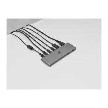 Corsair USB100 7-portowy hub USB-C z 4 portami USB 3.0 Type-A i 3 portami USB-C, 5 Gbps, aluminium, czarny