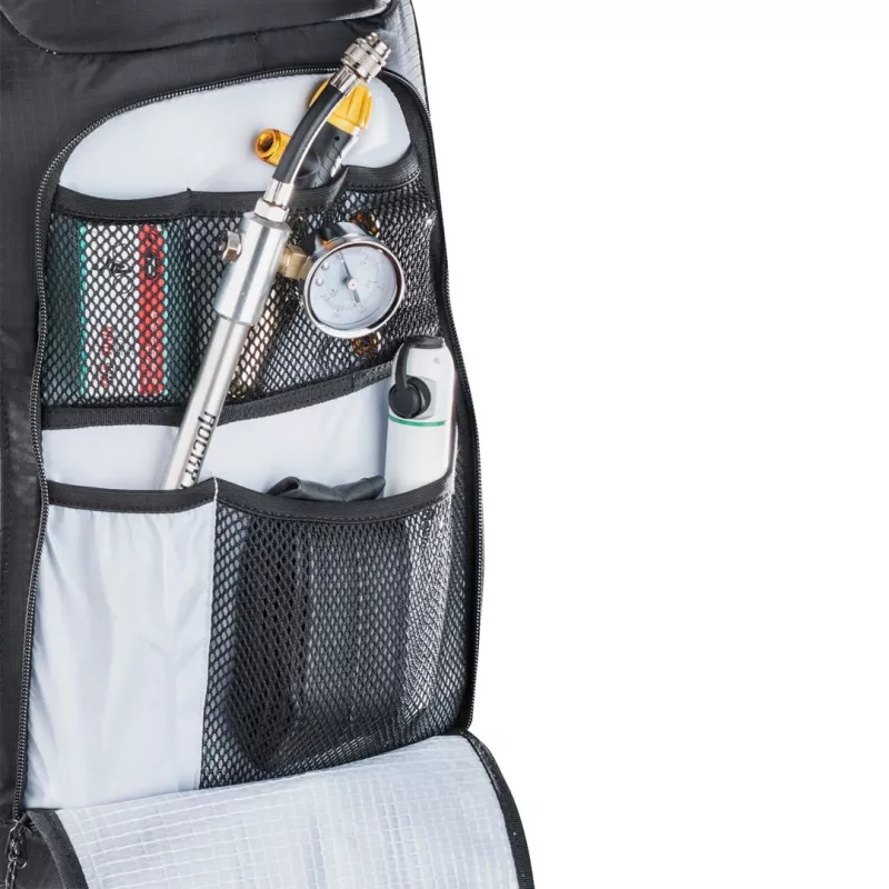 Plecak EVOC FR Enduro Blackline 16 - Czarny, Rozmiar S