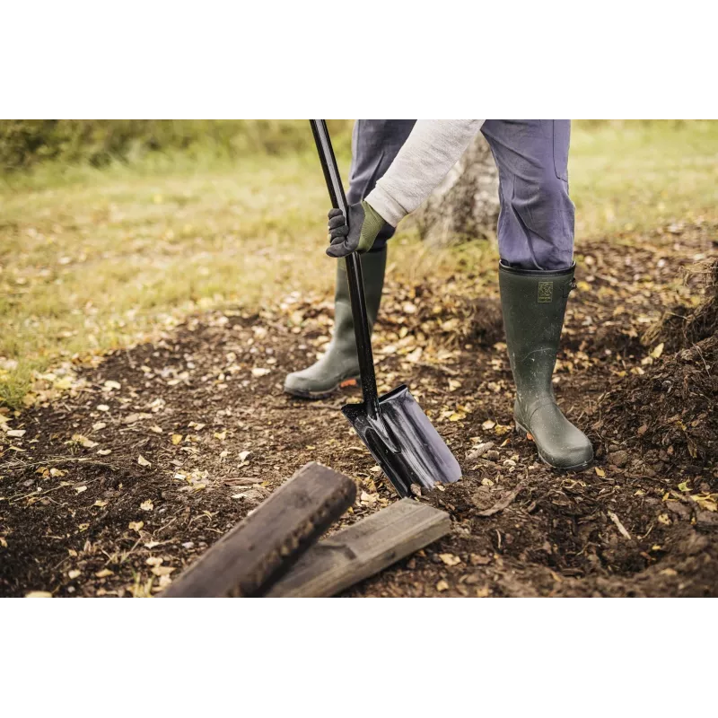 FISKARS SOLID+ XL Sharp Spade z długim stalowym trzonkiem, ostrzem ze stali borowej, uchwytem D, 1250 mm