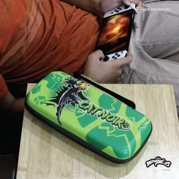 Hyperkin M07541-MTCN Twarde etui, zielone, wielokolorowe, PEVA, do Nintendo Switch Lite, odporne na wstrząsy, wodoodporne, torba transportowa