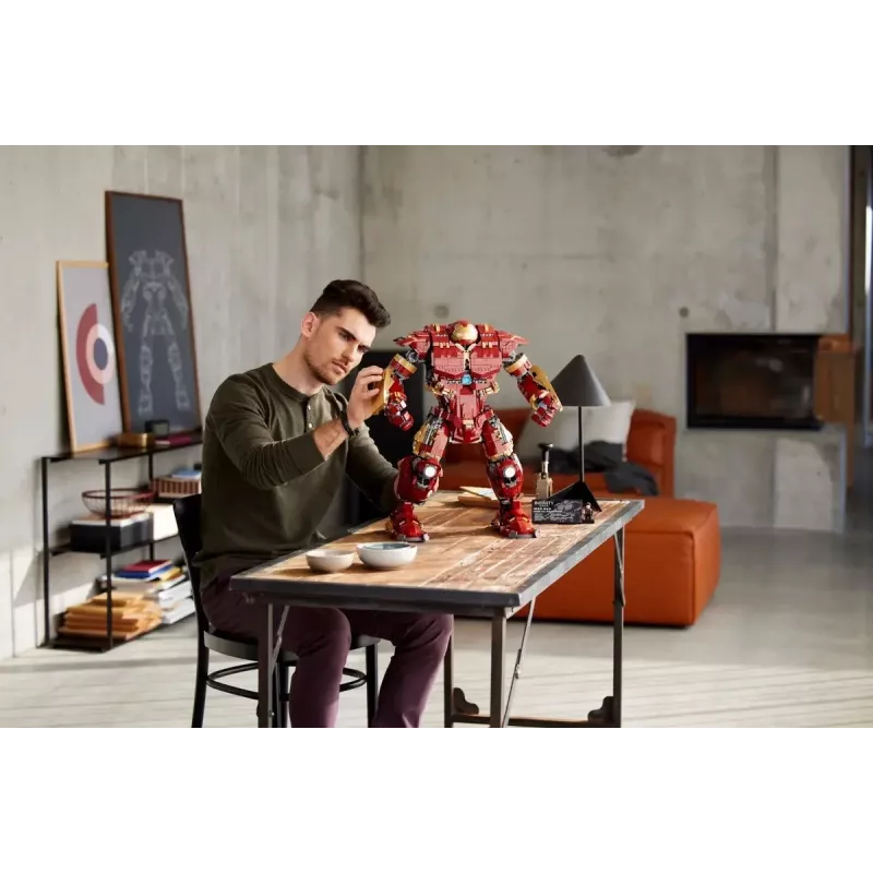 LEGO Marvel Hulkbuster 76210 Zestaw konstrukcyjny (4049 elementów) dla dorosłych
