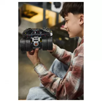 LEGO Technic 42239 Batmobile Tumbler - 1360-elementowy zaawansowany zestaw konstrukcyjny dla dzieci i dorosłych