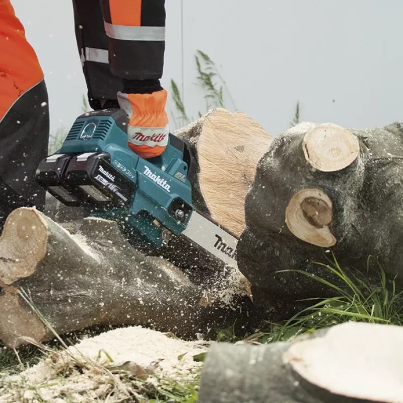Makita DUC306Z Akumulatorowa Piła Łańcuchowa z Górnym Uchwytem 36V (2x18V) LXT 30cm Prowadnica