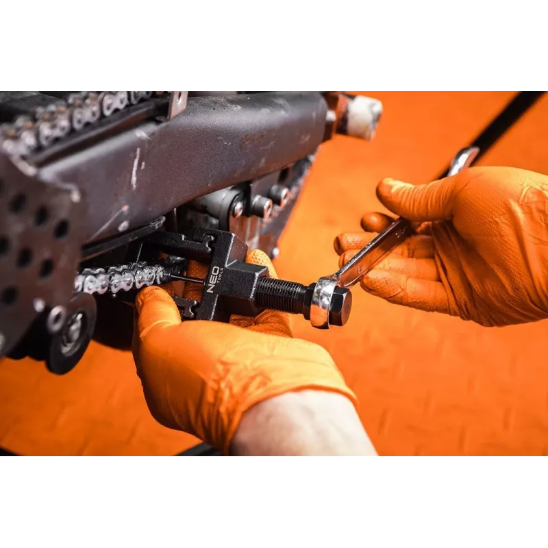 NEO TOOLS 10-505 Automatyczne szczypce zaciskowe z zapadką do końcówek izolowanych, nieizolowanych i tulejek 0.5-10 mm²