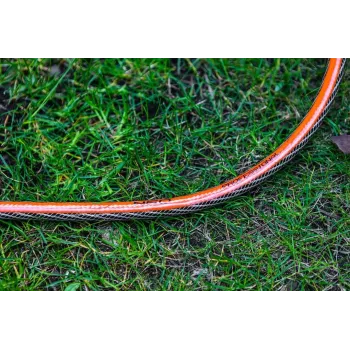 NEO TOOLS 3/4 cala x 30m 6-warstwowy wzmocniony wąż ogrodowy PVC, ciśnienie rozerwania 25 bar, odporny na UV i glony, zielony
