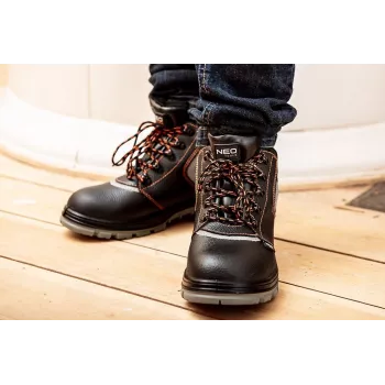 NEO TOOLS 82-140 S1P SRC Buty ochronne z podnoskiem stalowym i podeszwą antyprzebiciową, czarno-szare, rozmiar 44