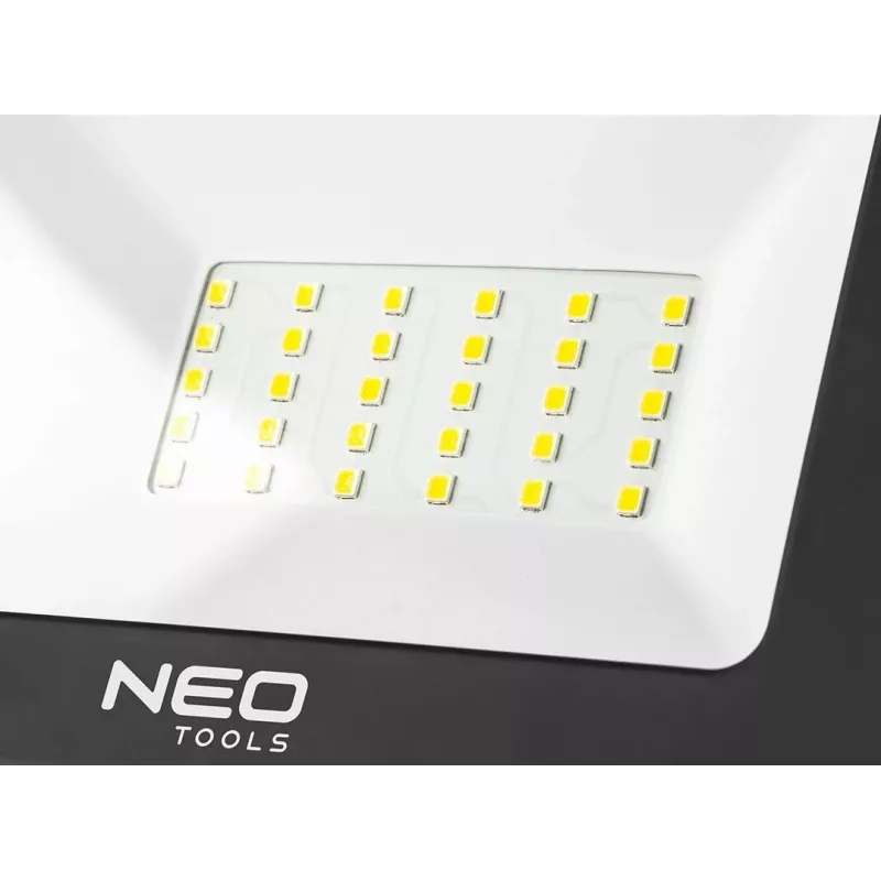NEO TOOLS 99-063 Naświetlacz LED COB 20W Akumulatorowy 1800lm IP65 z Power Bankiem