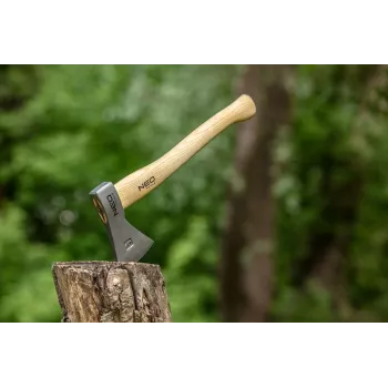 NEO TOOLS Toporek bushcraftowy w pochwie 400g | Kuta stal wysokowęglowa, rękojeść z hikory