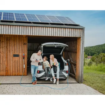 NRGkick Mobile Wallbox 16A 7.5m Pure do ładowania PV (Biały, 11 kW, 7,5 m przewodu, WLAN + Bluetooth)