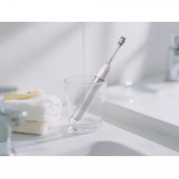 Szczoteczka elektryczna Oclean Ease Pro Silver z technologią Sonic, 5 trybów szczotkowania, ładowanie USB-C, wodoodporność IPX7, bateria na 180 dni