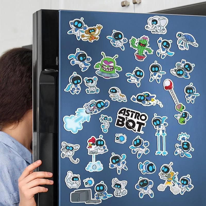 Paladone AstroBot Magnesy na Lodówkę - Zestaw 34 Magnesów, 3 Arkusze, Wzór Kosmicznego Robota