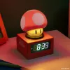 Paladone Super Mario Super Mushroom Icon budzik - cyfrowy LCD, zasilany USB, oficjalne efekty dźwiękowe Nintendo, czerwono-biały