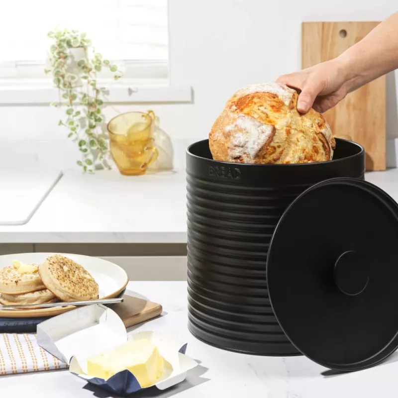 Pojemnik na chleb Russell Hobbs RH03269EU7, żebrowany, czarny