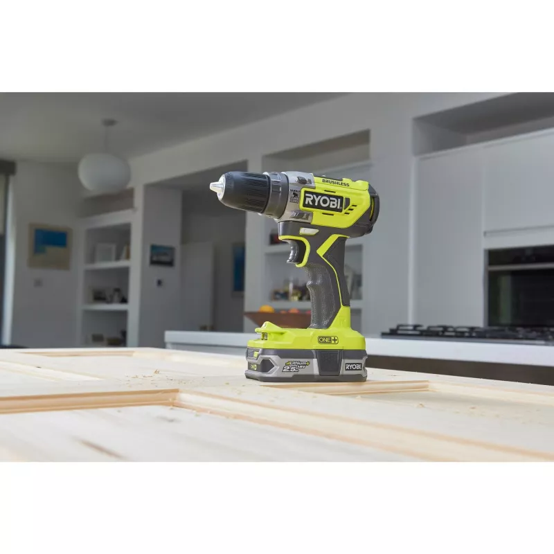 RYOBI ONE+ Akumulatorowa Wiertarko-wkrętarka udarowa R18PD5-220S, 18V (Zielony/Czarny, 2x 2.0Ah akumulatory Li-Ion)