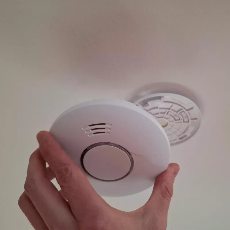 SAFEMI SHS-10S Smoke Detector - Photoelectric, 10-Year Built-in Battery, 5-Year Warranty