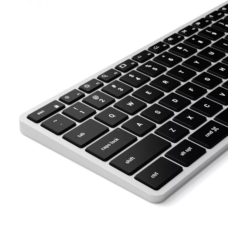 Klawiatura Bluetooth Satechi Slim X3 z klawiaturą numeryczną - Srebrna