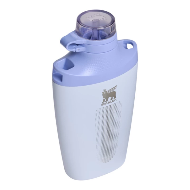 STANLEY Cross Bottle 0,68L termiczny izolowany z paskiem na ramię, jasnoniebieski