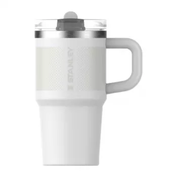 Kubek termiczny STANLEY Quencher ProTour ze słomką Flip Straw 0,59 l Biały